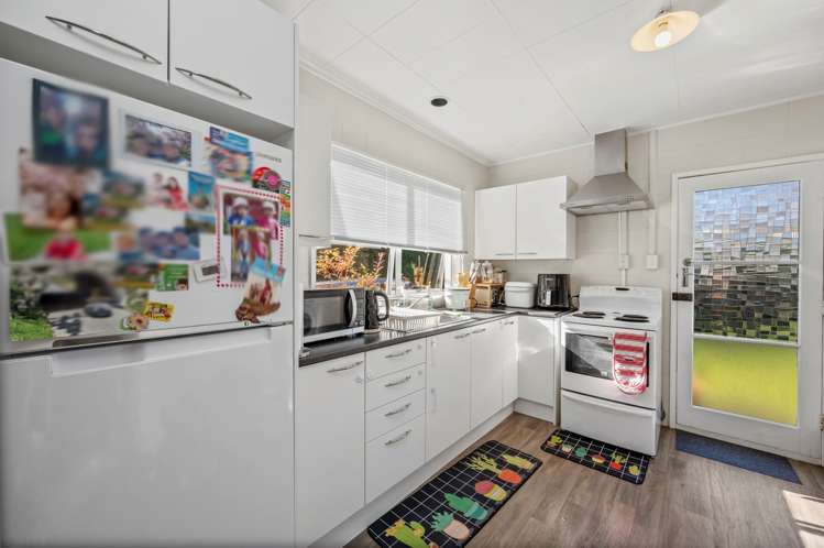 92 Otonga Road Springfield_9