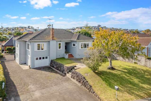 Beachside Bungalow – Opportunity Knocks