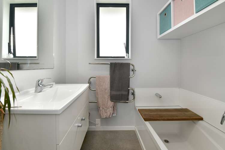 15 Springs Road Parakai_15