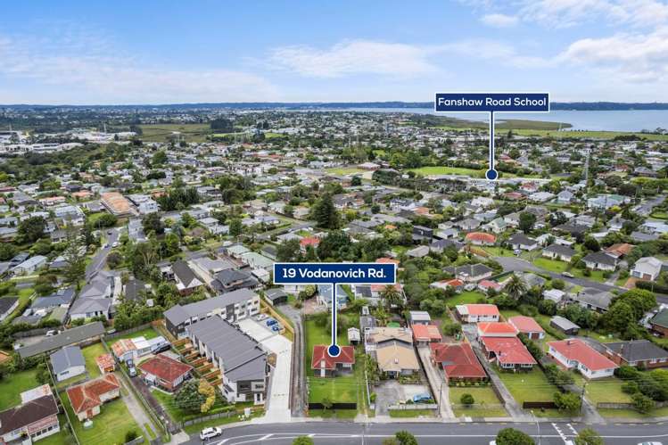 19 Vodanovich Road Te Atatu South_15