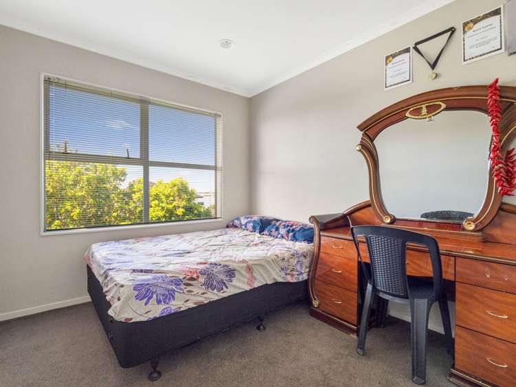 32 Sarteano Drive Manurewa_8