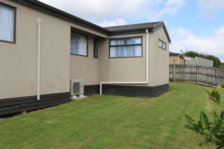 28 Woodbank Drive Glen Eden_11