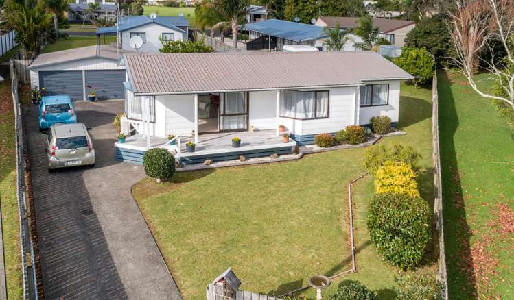 109 Waverley Place Whangamata_25