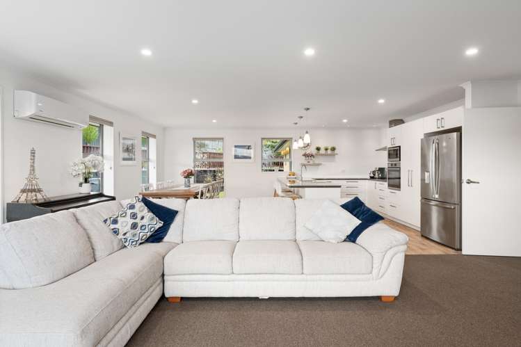 35 Irwin Logan Drive Mosgiel_3