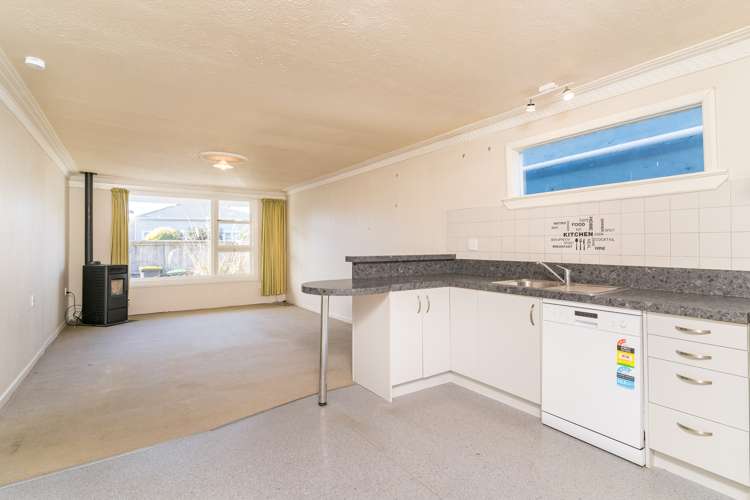 68 Loyalty Street Forbury_18