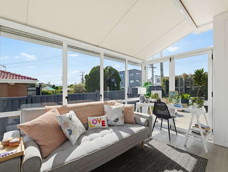 5 Hetherington Road Ranui_17