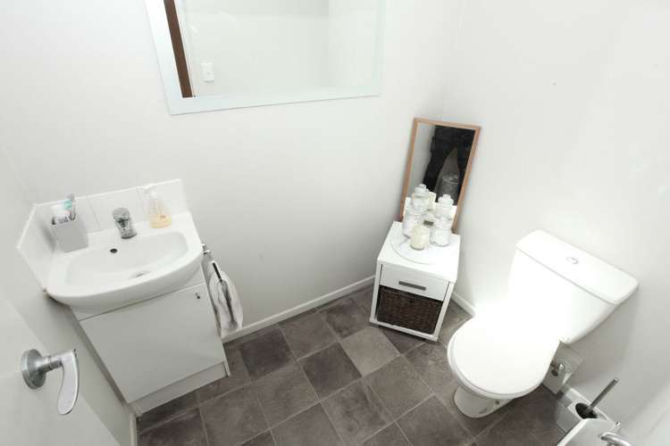 11a Greensboro Street Hamilton East_12