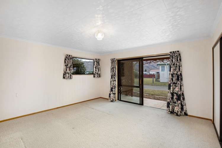 86 Shields Street Clyde_10