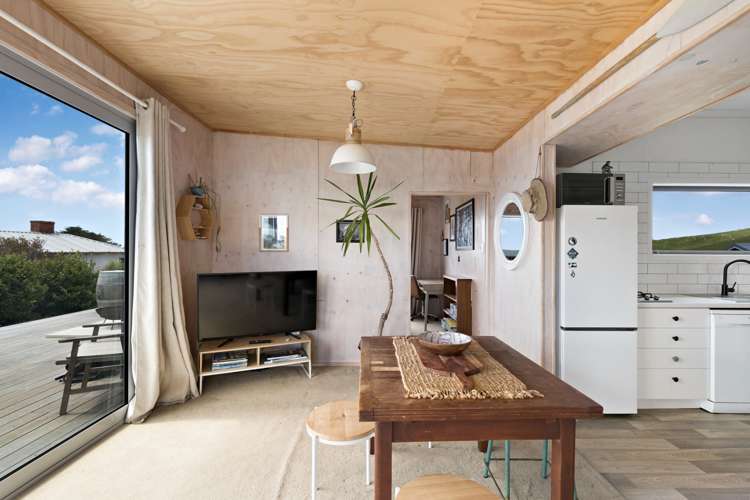 31 Violet Street Riverton_7