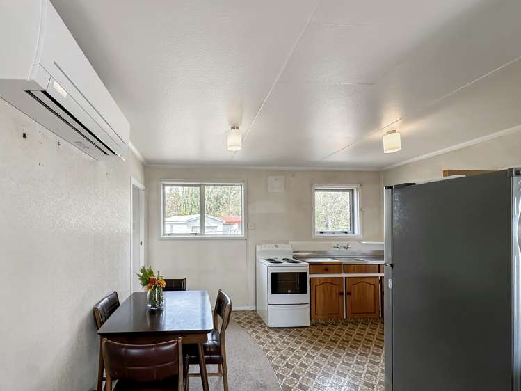 9 Maryburn Road Twizel_6