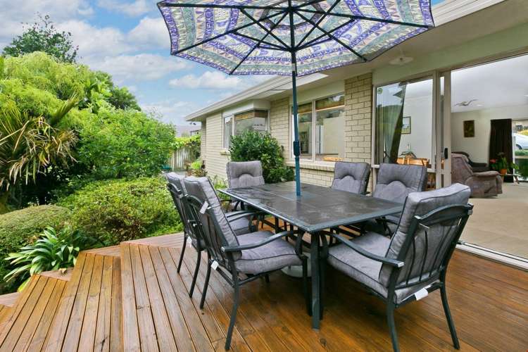 33 Millstream Drive Henderson_1