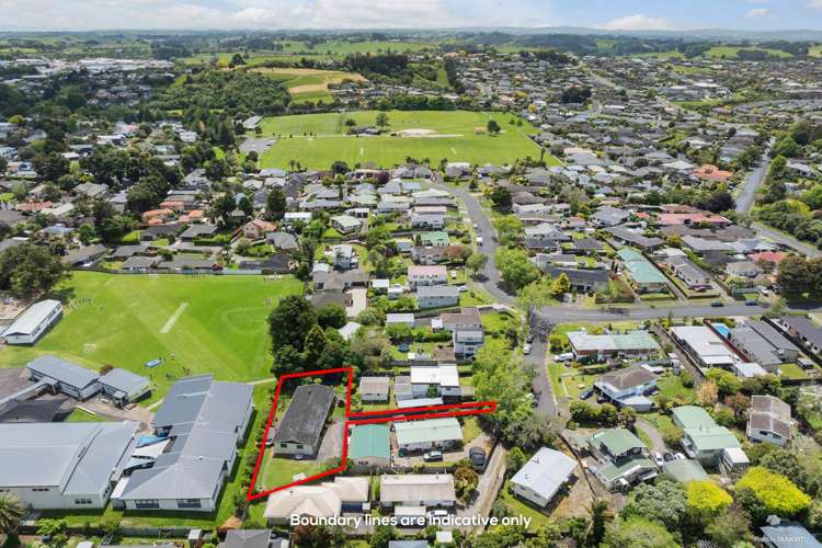 8 Parvin Place Pukekohe_13