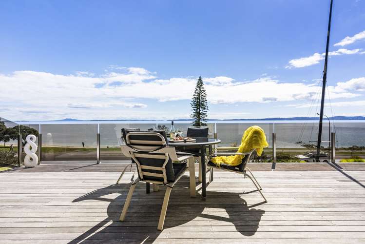 16 Omana Esplanade Maraetai_11