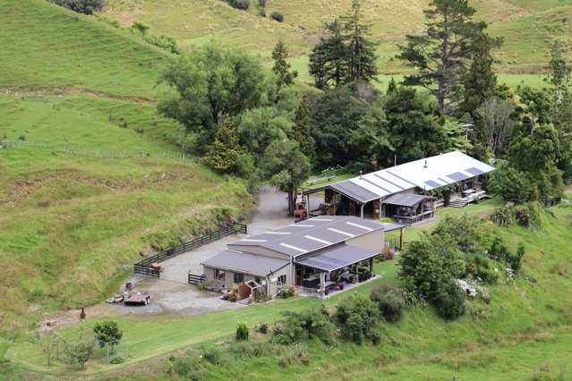 544 Mohakatino Road Mokau_4