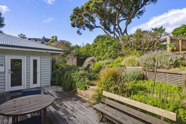 7 Tangahoe Street Paekakariki_51