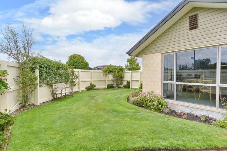 63 Puhara Avenue Parklands_33