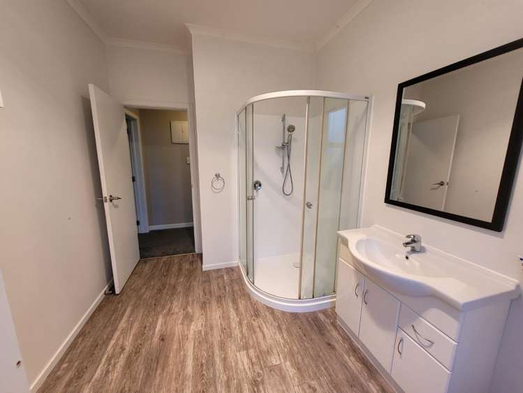 a/362 Dee Street Avenal_10