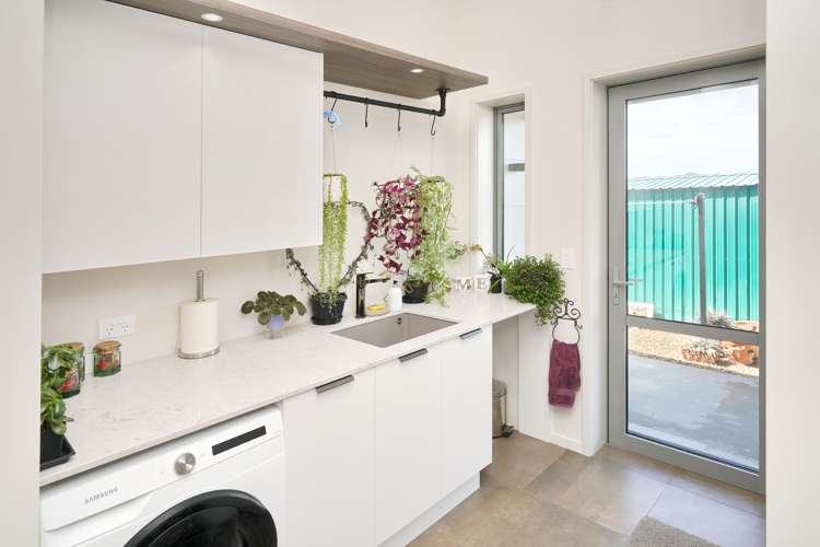 39 Blunden Road Lincoln_12