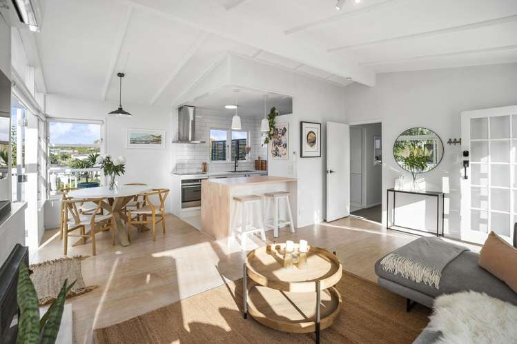 89 Fairclough Road Beach Haven_7