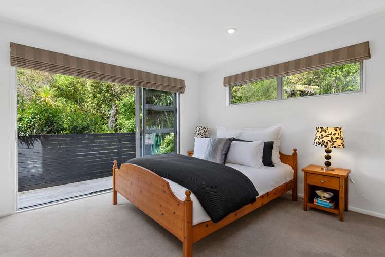 18 Kahikatea Close Campbells Bay_12