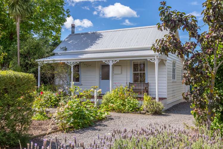 127 Main Street Greytown_18