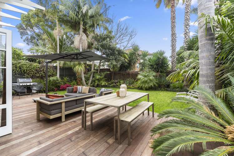 9 Arawa Avenue Devonport_13