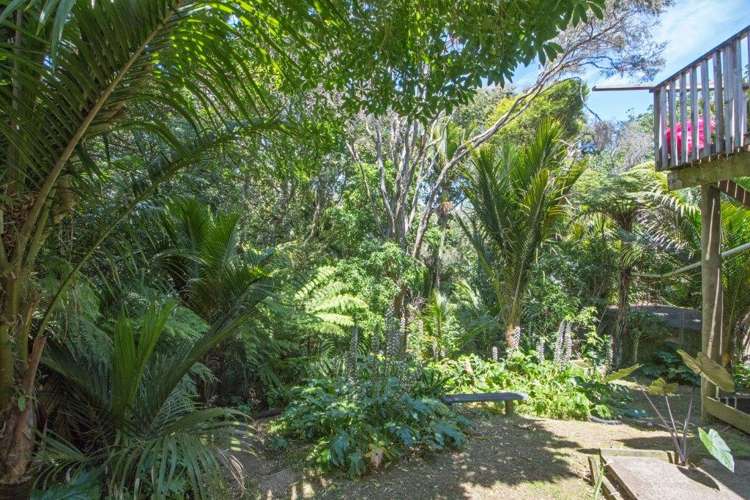 32 Victoria Road Onetangi_20