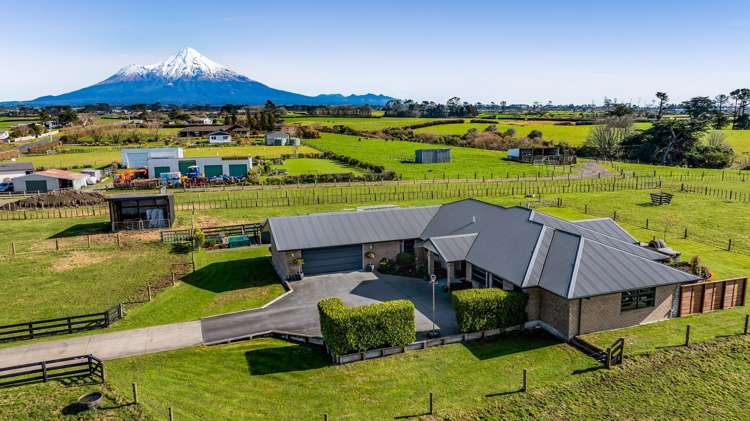 60 Monmouth Road Pembroke_10