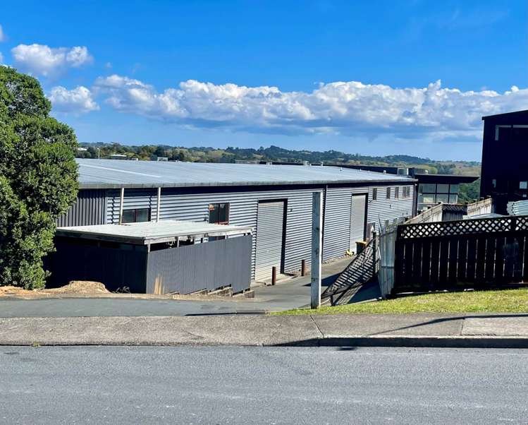 Unit I/4 Titan Place Silverdale_6