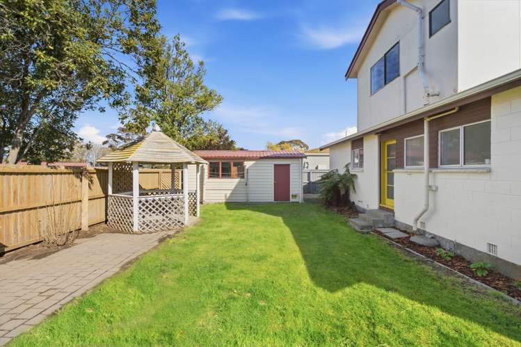 2/16 Kawau Crescent Bromley_21