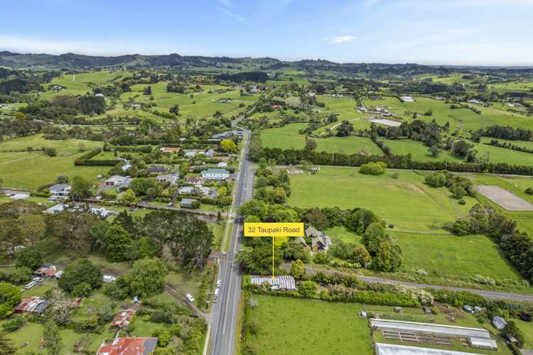 32 Taupaki Road Taupaki_16