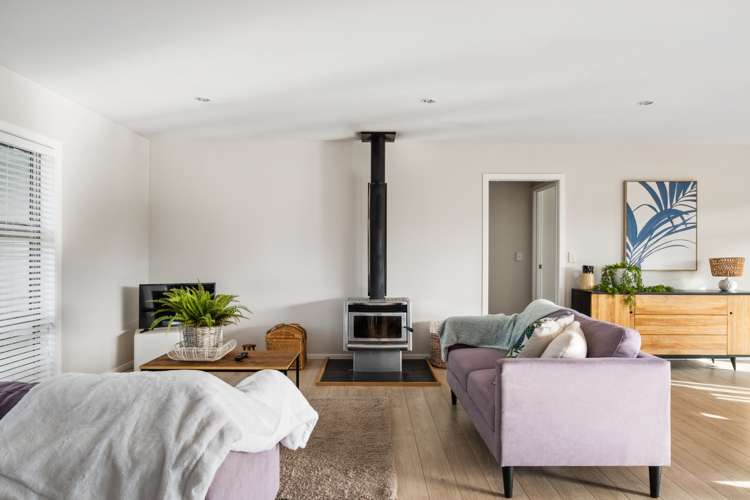 4 Ferris Crescent Wainui_13