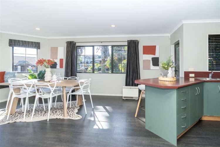 8 Pointon Glade Grandview Heights_8