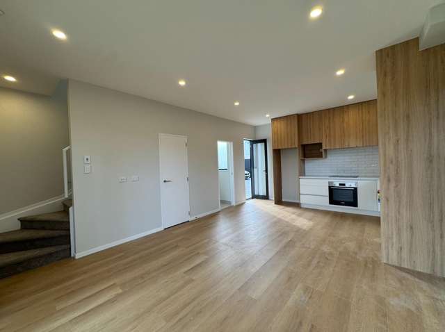 1/13 Thomas Road 10683_3