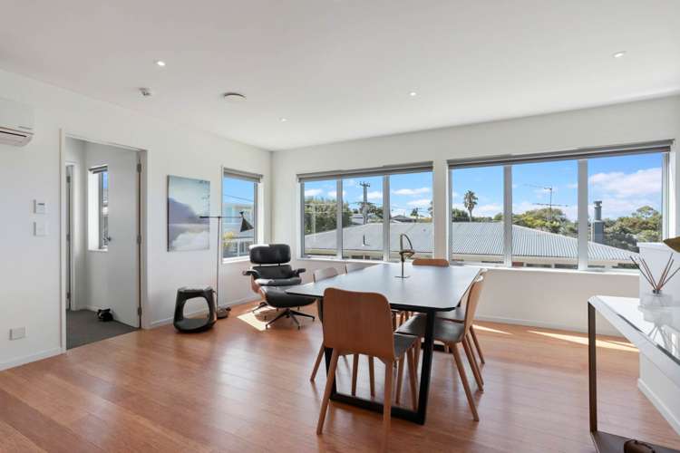 13a Divich Avenue Te Atatu South_8