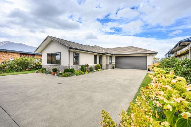 8 Stonebridge Heights Feilding_1