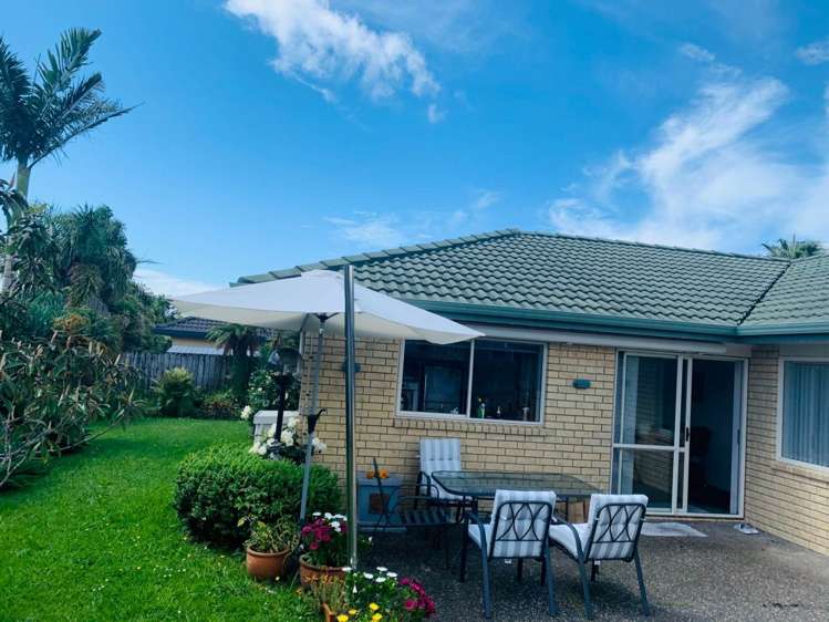 7 Newbliss Crescent East Tamaki Heights_5