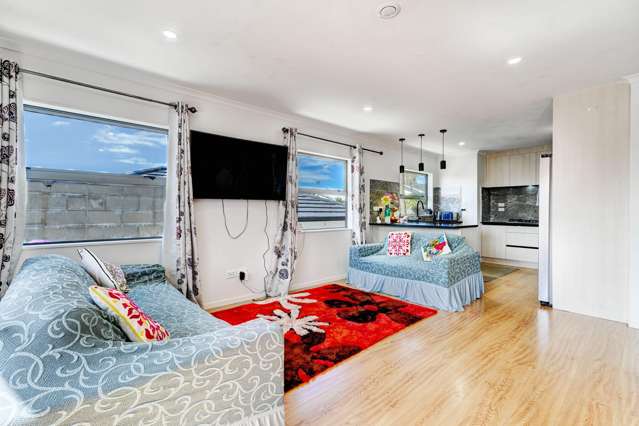 74A&B Awaroa Road Sunnyvale_3