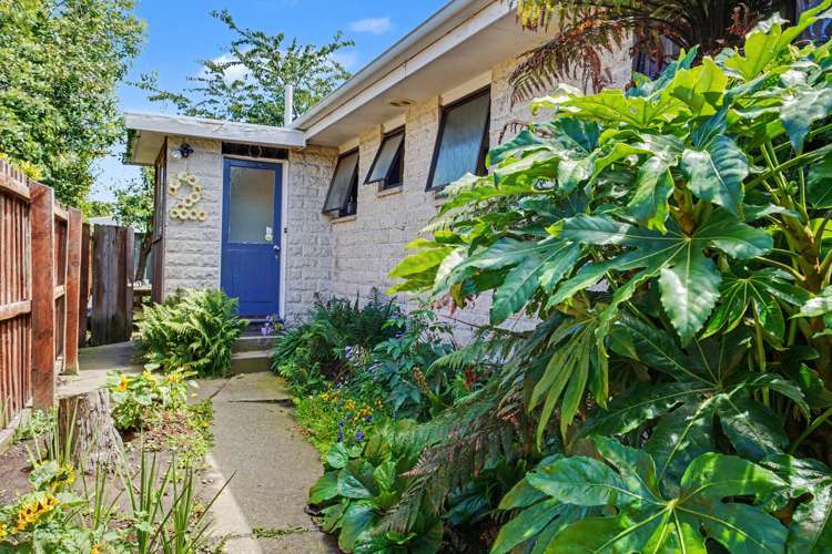 2/119A Prestons Road Redwood_11