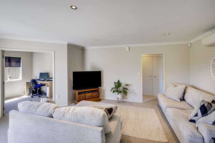 17 Blythfield Place Taradale_2