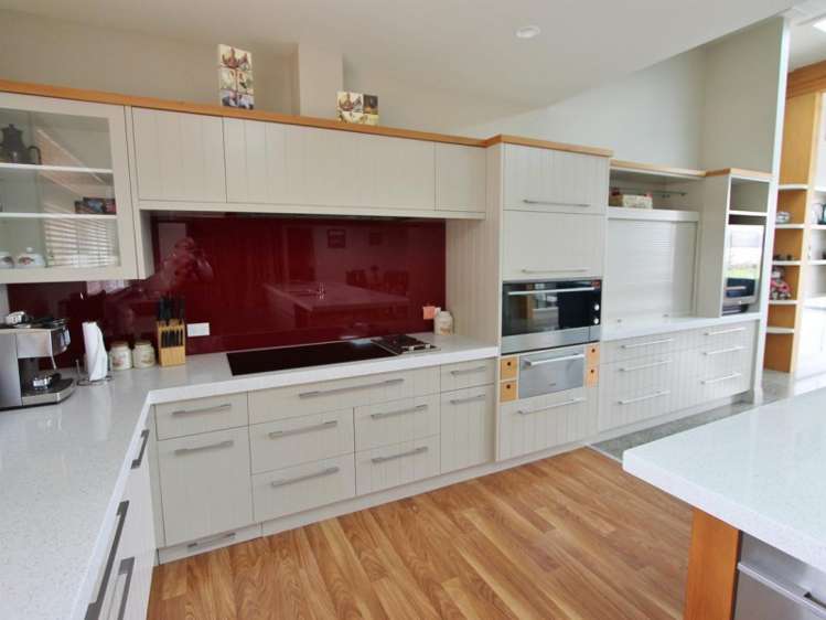 8 Kuiwai Drive Taupo_3