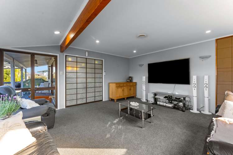34 Spinnaker Drive Te Atatu Peninsula_12