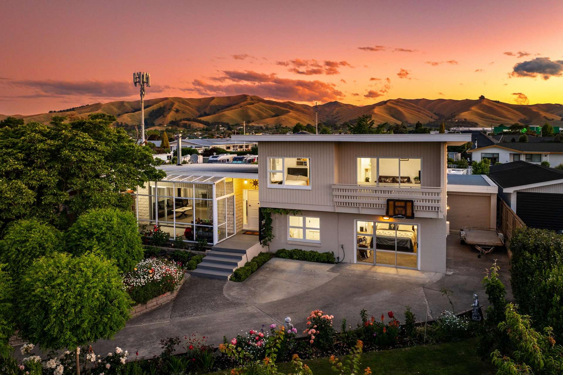 8 Newbourne Crescent Redwoodtown_0