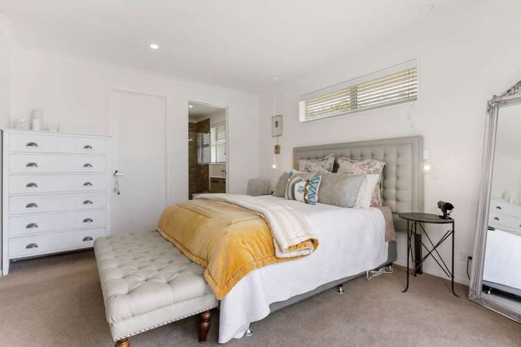 17 Lydiard Place Beachlands_18