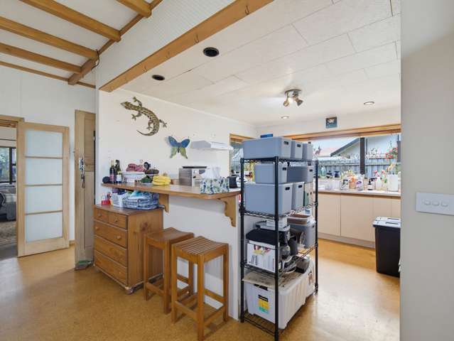 1406 Jubilee Street Mayfair_4
