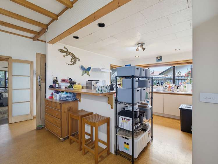 1406 Jubilee Street Mayfair_4