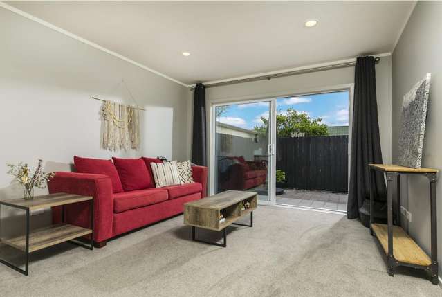 1A/744 Te Atatu Road Te Atatu Peninsula_2