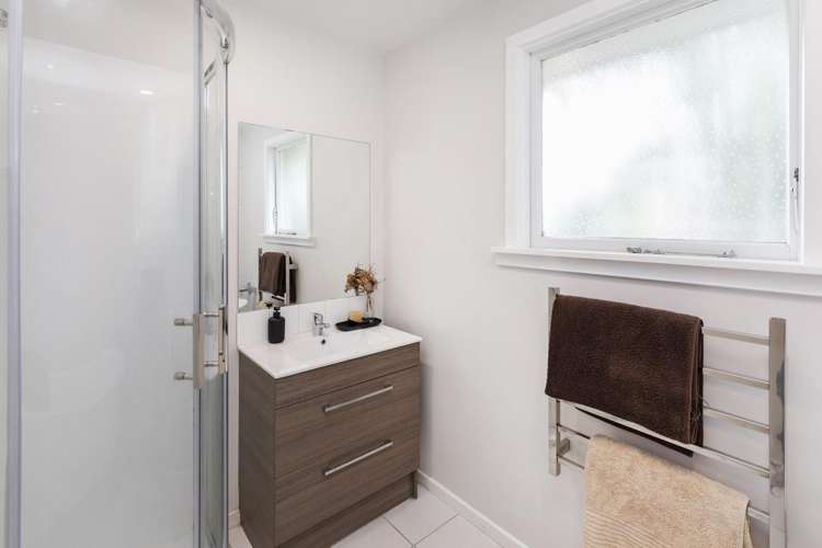 52 Chartwell Street Burwood_13