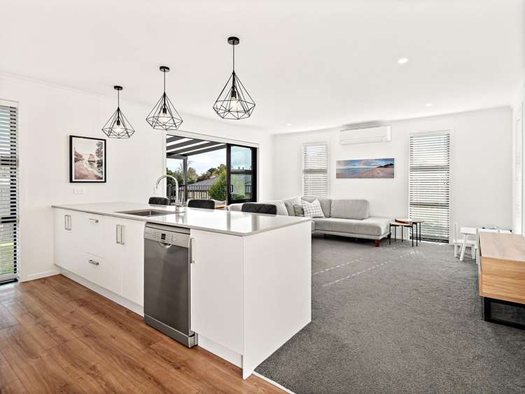 8 Gaynor Way_0