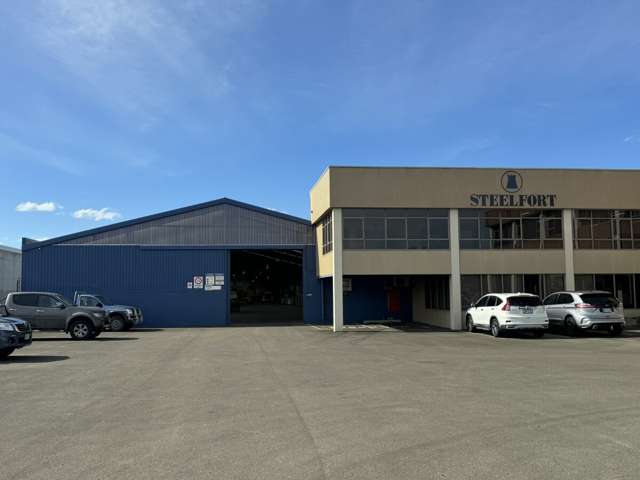 Large Scale Industrial Premises For Lease